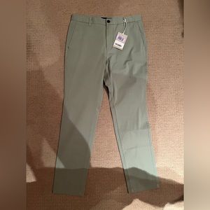 Everlane chino mens